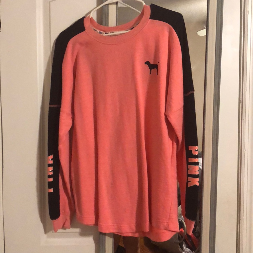 OVERSIZED NEVER WORN SWEATER VICTORIA SECRET
